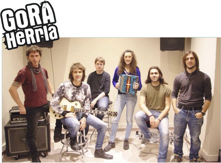 Romería a cargo del grupo Gora Herria