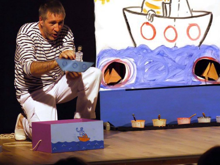 Teatro para bebés "Glu-glu"