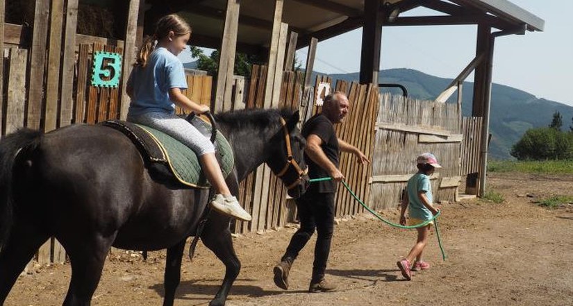 “Non dira Pottokak” bisita berezia