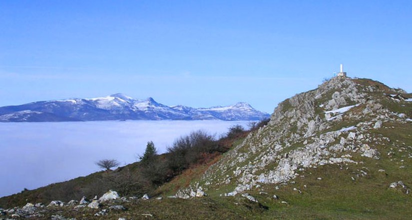 Mendi irteera: Jarindo Albertia mendiak