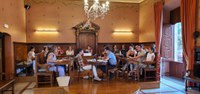 Auzitegi Konstituzionalaren epaiak euskara eta euskal hiztunak mespretxatzen dituela salatu du udalbatzak aho batez