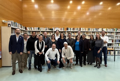 "Demokrazia arriskuan: aukera algonormatiboak eta oligarkia digitalen mehatxua"  mintegia egiten ari da Lege Soziologia Institutuan