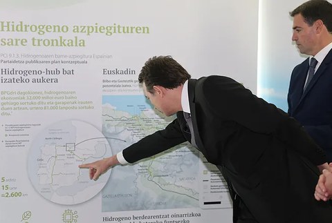 Enagasen hidrogeno sarea Debagoienatik pasako da