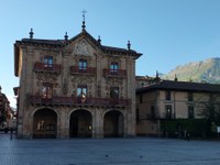 Eraikinen mantenuko arduradun plazarako onartu eta baztertuen zerrendak argitaratu dira