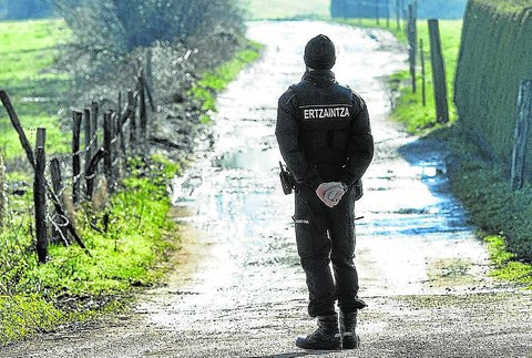 Hainbat baserri eta txaletetan lapurrak sartu dira asteburuan