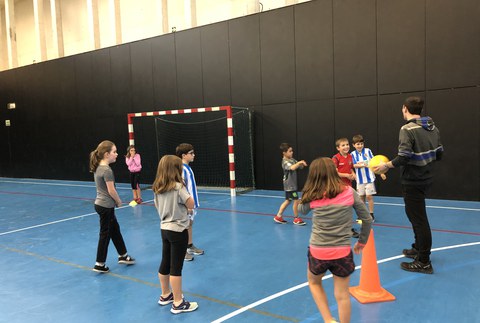 Ia 36.000 euro banatuko dira herriko ikastetxe eta guraso elkarteen artean, 2024-2025 ikasturteko likidazio kontzeptuan