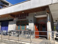 Lapurrak Olakua tabernan sartu dira bart