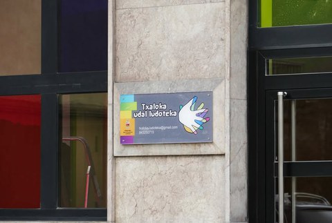 Ludotekaren kudeaketa eta udaleku irekien koordinazio zerbitzuak lizitaziora atera ditu Udalak