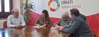 Oñati abesbatzaren 60. urteurrenaren harira, lankidetza hitzarmena sinatu du taldeak Udalarekin
