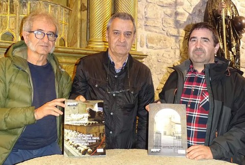 Oñatiko eliza, komentu, ermita eta santutxuen historia laburra bildu du Artixa taldeak