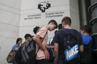 Oñatin ikasi duten 12 gaztek bihar hasiko dute unibertsitatera sartzeko ebaluazioa