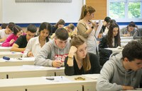 Oñatin ikasi duten 5 gaztek bihar hasiko dute unibertsitatera sartzeko ebaluazioa