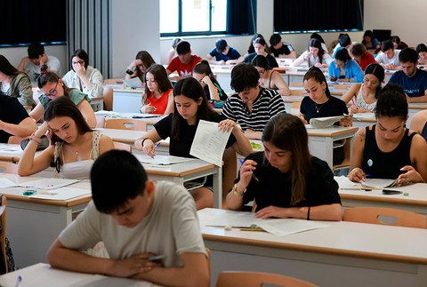 Oñatin ikasitako 87 gaztek unibertsitatera sartzeko hautaprobak izango dituzte bihartik aurrera