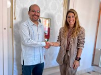 Saharako Fronte Polisarioko EAEko ordezkaria Izaro Elorza alkatearekin bildu da