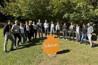 San Martin Fundazioaren jabetzako baserri baten eta bi lursailen erabilera utzi zaio Tokixan elkarteari