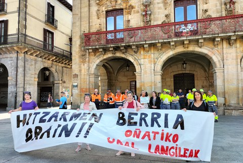 Udal langileek greba egingo dute bihar, lan hitzarmenaren alde