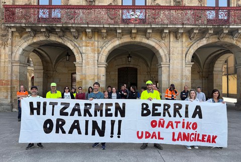 Udal langileen mobilizazioak gogortzeko deia zabaldu dute ELA eta LAB sindiikatuek