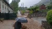 Ur handiak izan ziren Arantzazun, atzo, bereziki Gesaltza baserrietan